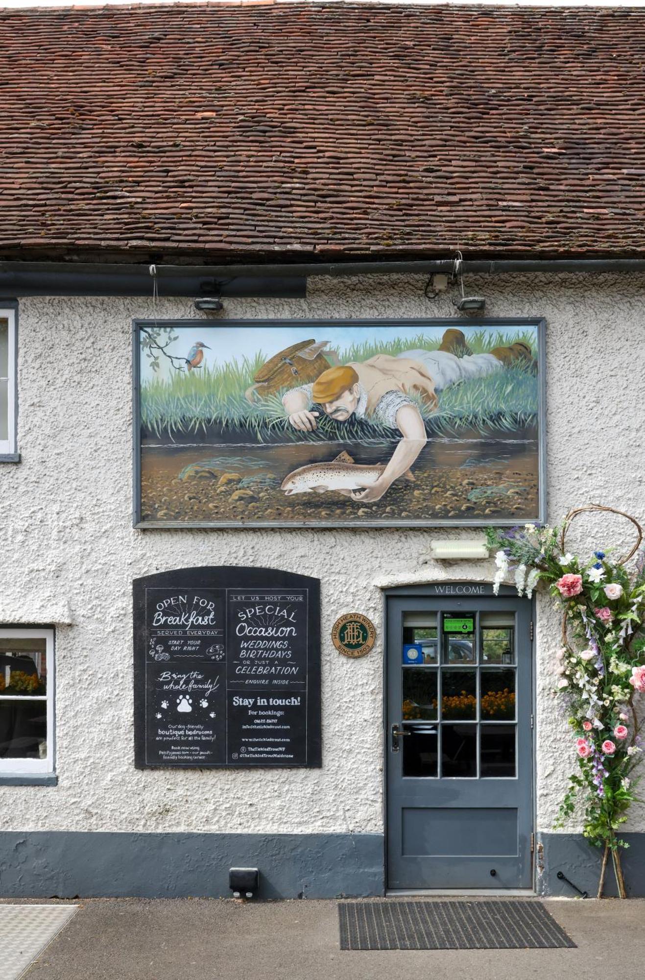 The Tickled Trout Hotell Maidstone Exteriör bild