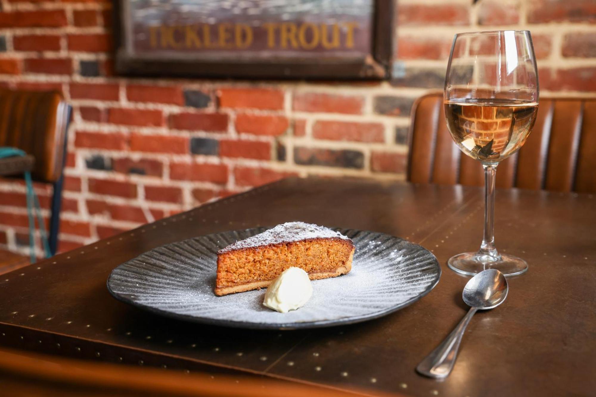 The Tickled Trout Hotell Maidstone Exteriör bild